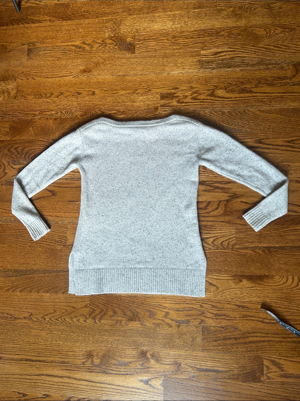 Ann Taylor 100% Cashmere Crew Sweater Gray Size  XS - Picture 5 of 9
